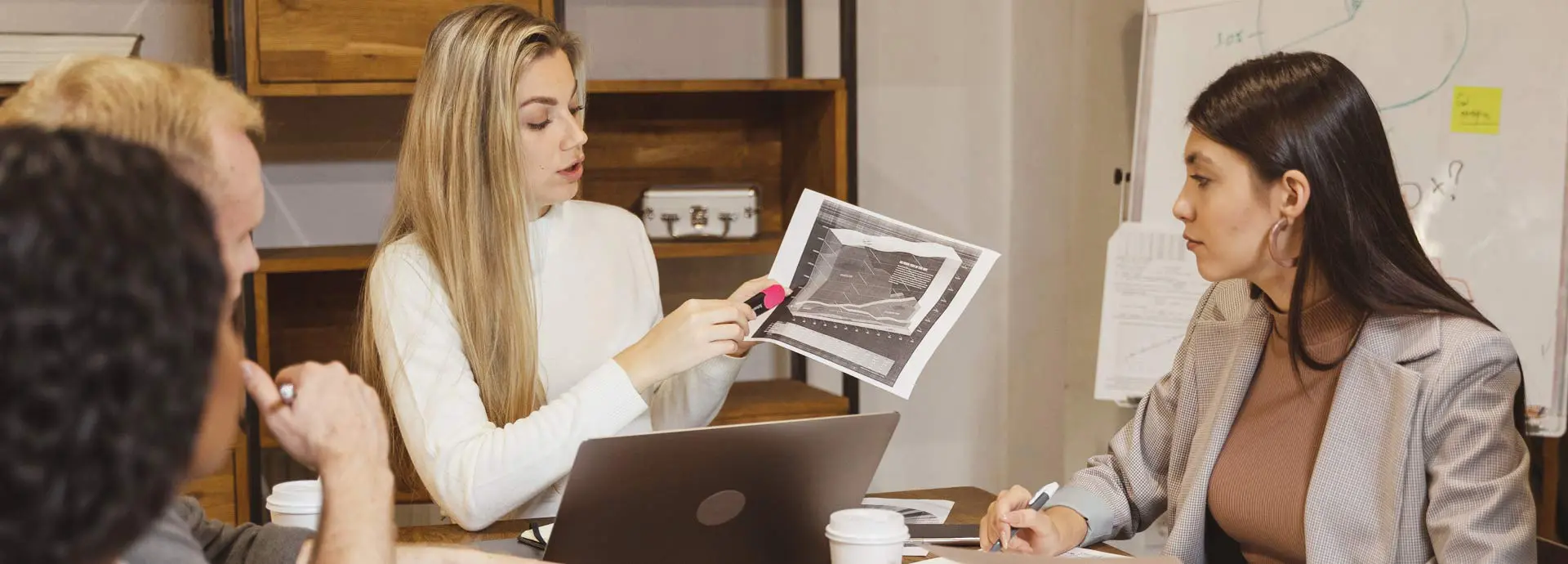 Homeoffice: Führungskräfte zwischen Vertrauen und Kontrolle